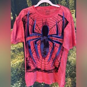 🕷️ Rare 2011 Marvel Spider-Man “Carnage” Graphic Tee — Size M (100% Cotton)